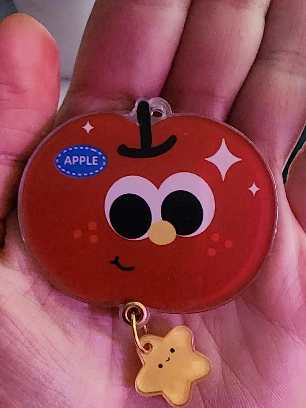 N/A 🍎✨️bright red